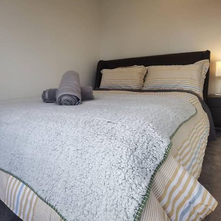 奥克兰Henderson New House别墅 外观 照片